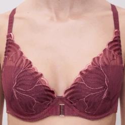 Chantelle Legend Lace Plunge Contour Bra Sienna 9 Chantelle Legend Lace Plunge Contour Bra Sienna -Fashion Lingerie Store ChantelleLegendLacePlungeContourBraC15YNASienna 4