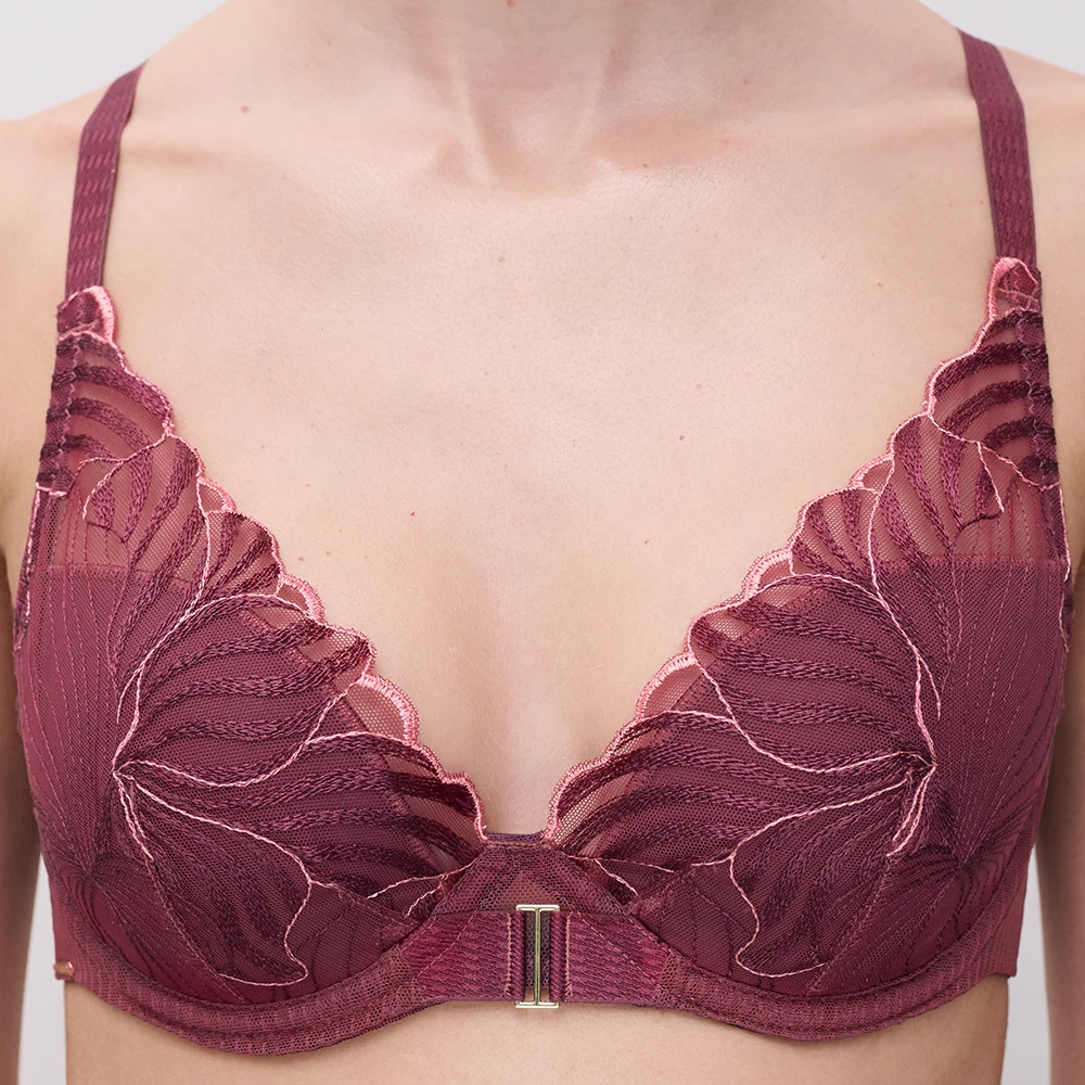 Chantelle Legend Lace Plunge Contour Bra Sienna 6 Chantelle Legend Lace Plunge Contour Bra Sienna - Image 4