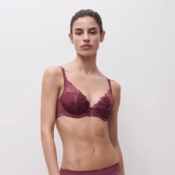 Chantelle Legend Lace Plunge Contour Bra Sienna 8 Chantelle Legend Lace Plunge Contour Bra Sienna -Fashion Lingerie Store ChantelleLegendLacePlungeContourBraC15YNASienna 6