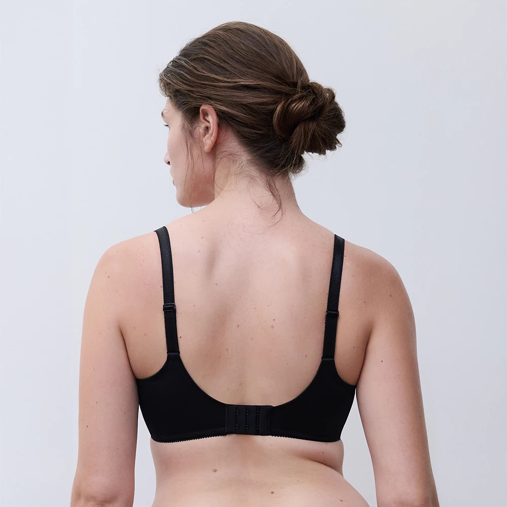 Chantelle Maris Lace Full Coverage Unlined Bra Black 4 Chantelle Maris Lace Full Coverage Unlined Bra Black - Image 2