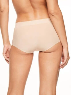Chantelle SoftStretch Seamless Boyshort Basic Colors -Fashion Lingerie Store Chantelle Soft Stretch Boyshort 1064 Ultra Nude Petticoat Fair B