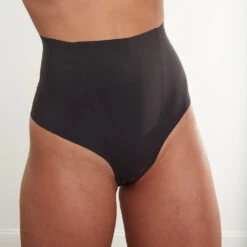 Commando Zone Smoothing Thong Basic Colors