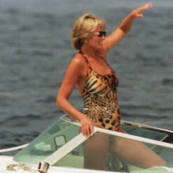 Diana Round Neck Halter Leopard One Piece Swimsuit -Fashion Lingerie Store GottexDianaRoundNeckHalterLeopardOnePieceSwimsuit22LM070631