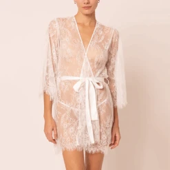 Lace Short Robe