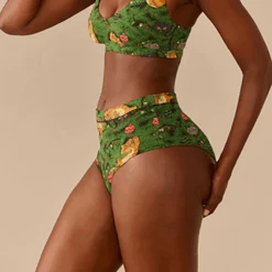 FeelFree High-Waisted Cheeky Meowy Christmas 8 FeelFree High-Waisted Cheeky Meowy Christmas -Fashion Lingerie Store MeUndiesFeelFreeHigh WaistedCheekyW210MeowyChristmas 5