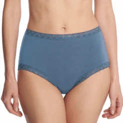 Bliss Full Brief Stellar