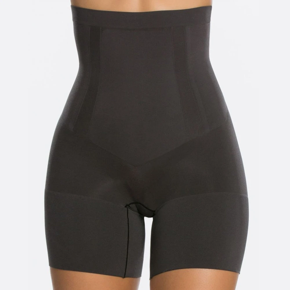 OnCore High-Waisted Mid-thigh Short Slimcognito Plus Size 3 OnCore High-Waisted Mid-thigh Short Slimcognito Plus Size