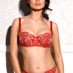 Spotlight Bra Red